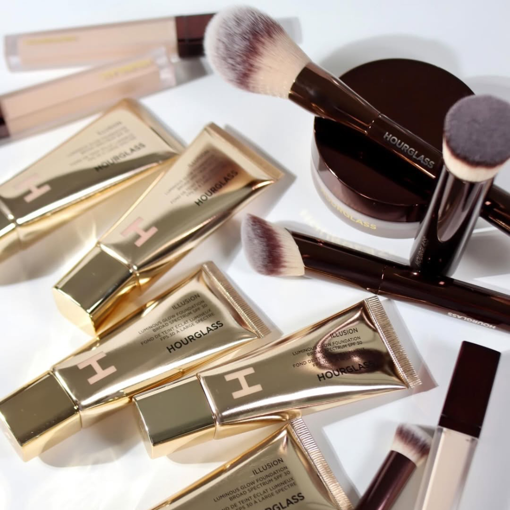 HOURGLASS Illusion Luminous Glow Foundation 35ml #shade 2,HOURGLASS Illusion Luminous Glow Foundation 35ml #shade 2 ราคา , HOURGLASS Illusion Luminous Glow Foundation 35ml #shade 2 รีวิว